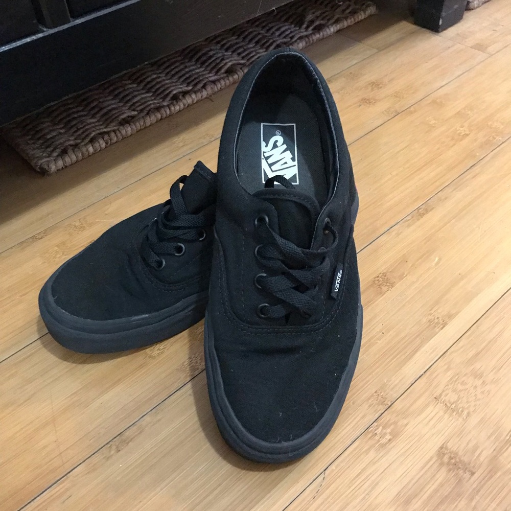 Black Woman’s Authentic Core Classic Vans